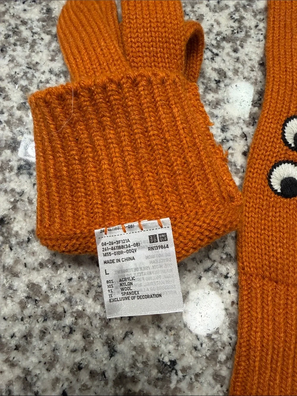 UNIQLO x ANYA HINDMARCH knit gloves unisex new